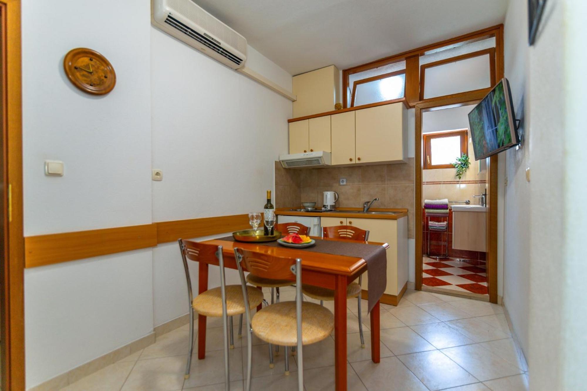 Center Ana Apartmán Makarská