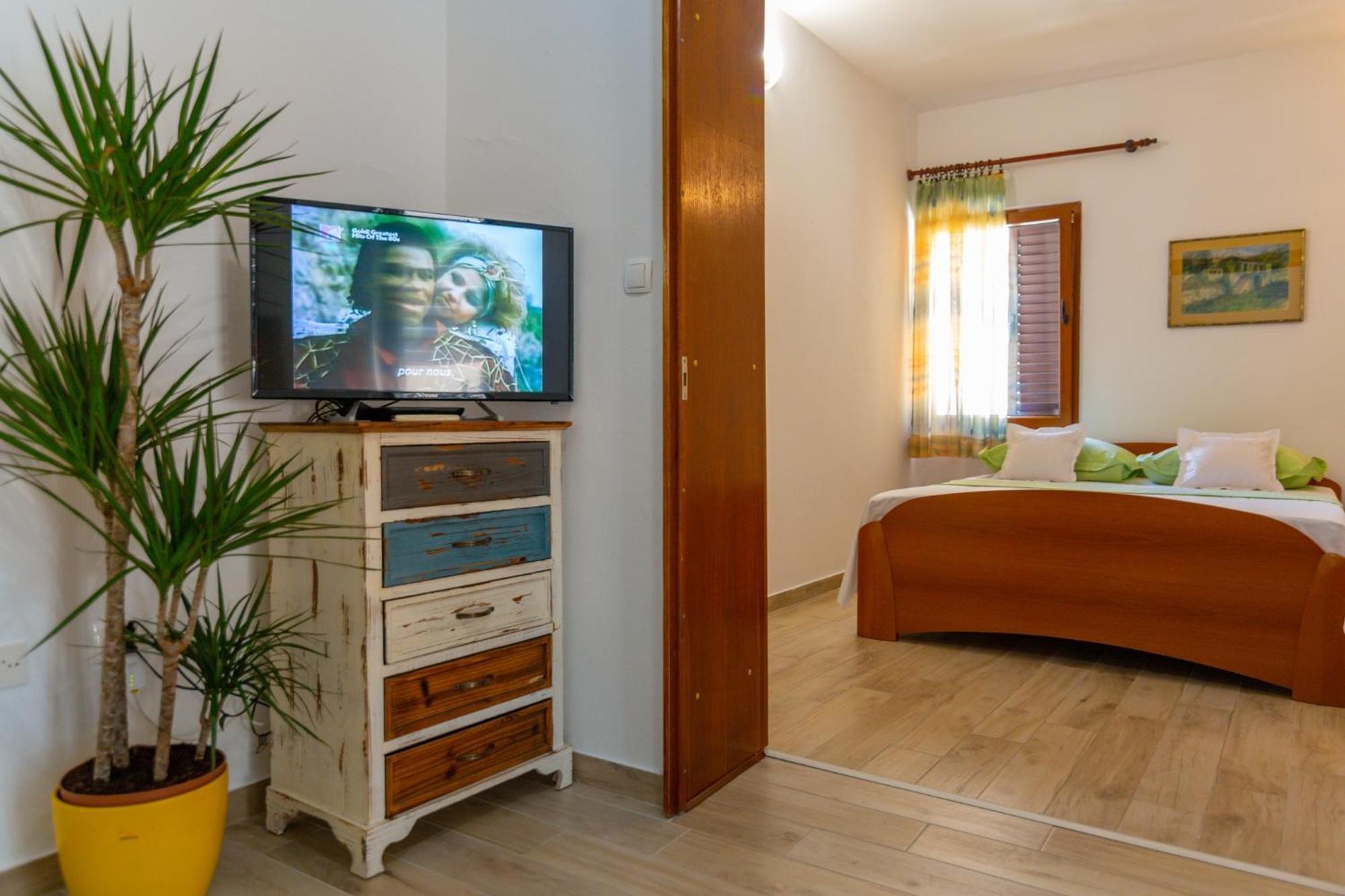 Apartmán Center Ana *
